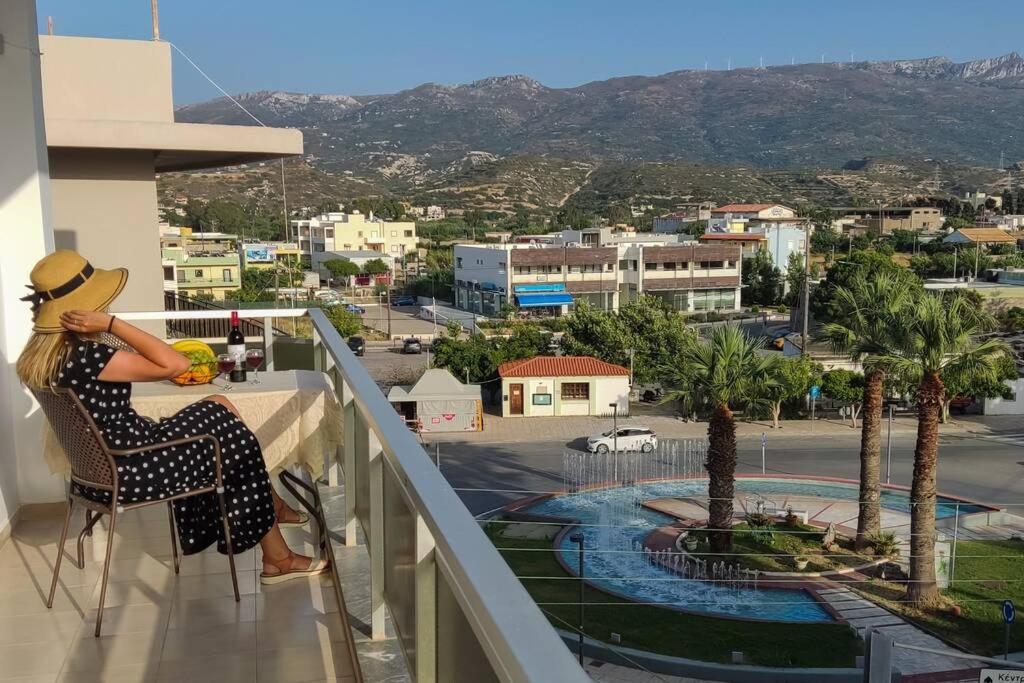 Apartment 95 M2, Center Of Sitia, Wifi, 350M Beach 외부 사진